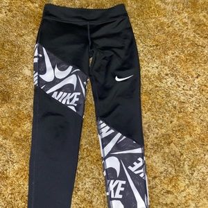 Nike leggings